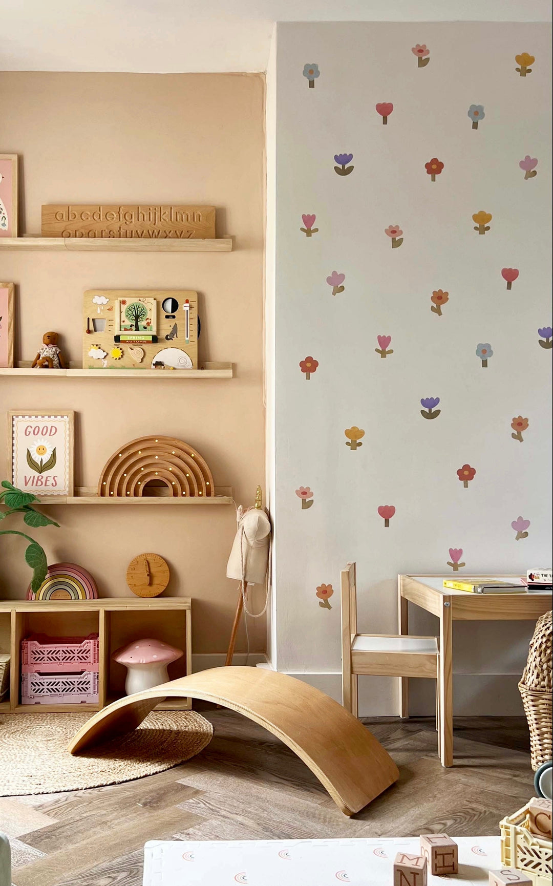 Colourful Flowers (Mini) / Fabric Wall Stickers