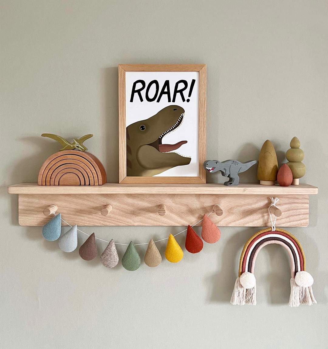 Roar Dinosaur in white / Framed Print